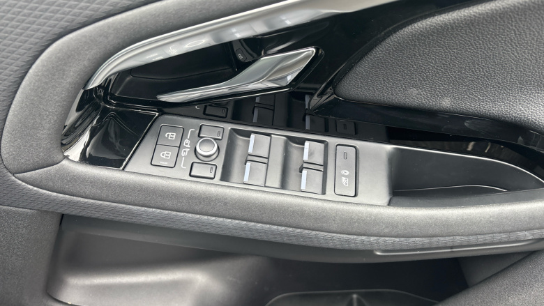 Land Rover Range Rover Evoque 1.5 P300e R-Dynamic S 5dr Auto Hatchback